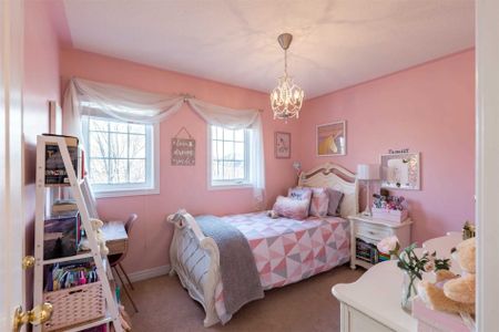 For Lease - 91 Red River Crescent, Newmarket, Ontario - Photo 5