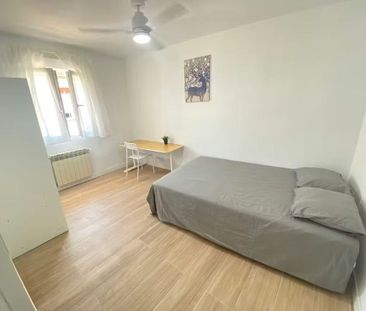 Calle Francisco Ordez, Madrid, Community of Madrid 28021 - Photo 2