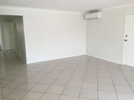 Stunning Home in Paradise Point - Photo 5