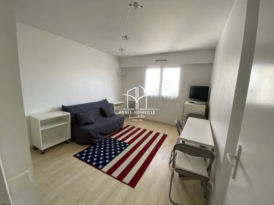 Location Appartement 2 pièces 30m² BLONVILLE SUR MER 14910 - Photo 1