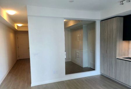 For Lease - 28 Widmer Street Unit# 3521, Toronto, Ontario - Photo 3