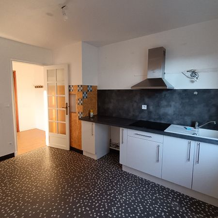 Location Appartement 4 pièces 112m² - Photo 4