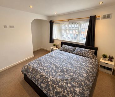 Aldbury Rise, Allesley Park, Coventry - Photo 3