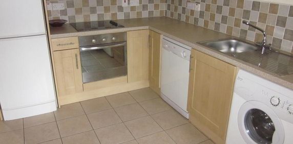 Unit 2, 71 Fitzroy Avenue, Belfast, BT7 1HT - Photo 2