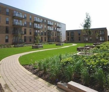 2 Bed Flat, Durnsford Road, SW19 - Photo 2