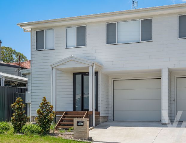 1/2a Bent Street, Wallsend NSW 2287 - Townhouse For Rent | Domain - Photo 1
