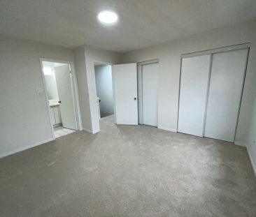 For Lease - 5625 Glen Erin Drive Unit# 26, Mississauga, Ontario - Photo 6