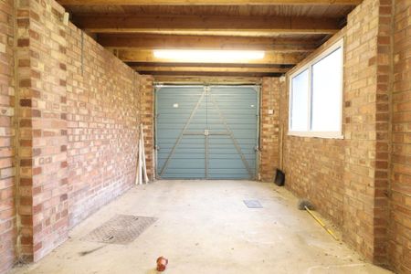 Ulverscroft Road, Loughborough - Photo 3