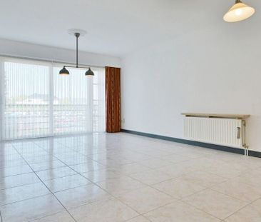 Appartement te huur in Merelbeke voor € 1.000 met 2 slaapkamers - Foto 3
