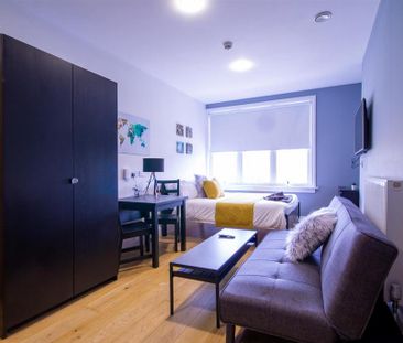 Studio to rent - Photo 2