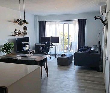 3 1\2 à céder pour le 1er juillet - dernier étage - Photo 1