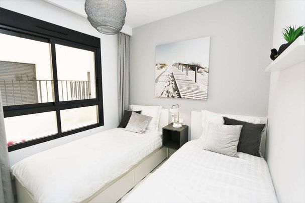 Luxury Flat for rent in Pilar de la Horadada, Valencia - Photo 1