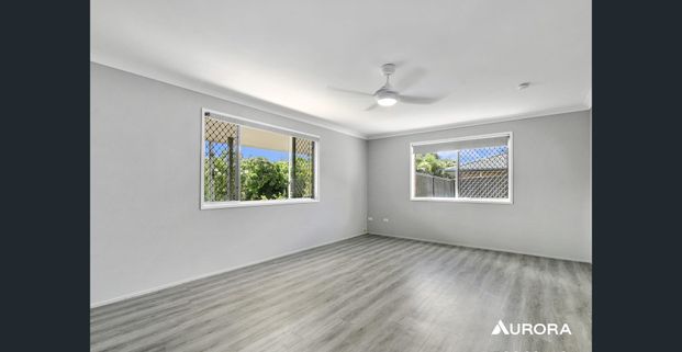 IMMACULATE FAMILY HOME CENTRALLY LOCATED - Photo 1