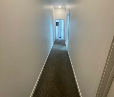 Modern 3BR Central Dunedin - Photo 6