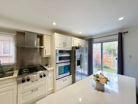 For Lease - 2377 Belcaro Way, Mississauga, Ontario - Photo 4