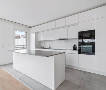 6.5 Zimmer, 121 m², 3. Stock - Photo 2