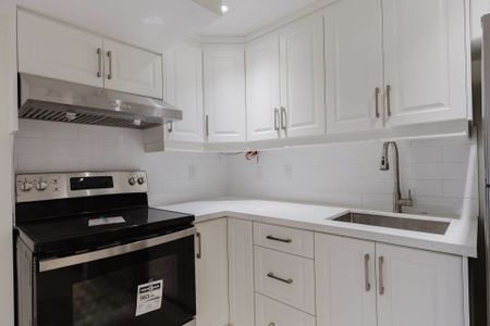 For Lease - 5489 Festival Drive, Mississauga, Ontario - Photo 5