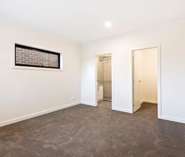 Townhouse Living with Modern Comfort - Photo 1