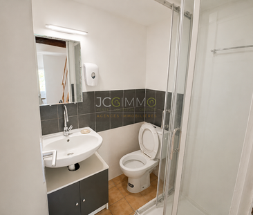 Location Appartement 2 pièces 29m² SOLLIES VILLE 83210 - Photo 4