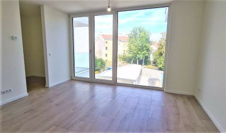 HOFRUHELAGE, JEDLESEE, 33 m2 Neubau, Einzelwohnraum, Komplettküche, Duschbad, Hofruhelage, 1. Liftstock, Anton-Bosch-Gasse - Photo 2