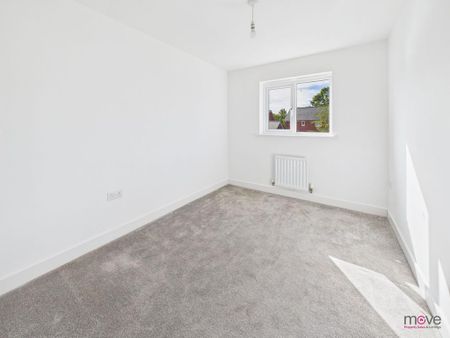 4 bedroom semi-detached house to rent - Photo 3