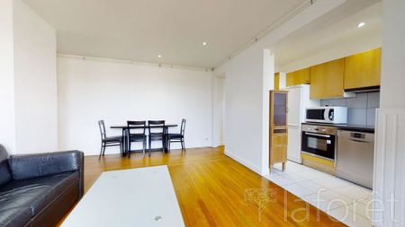 Apartment - Photo 2
