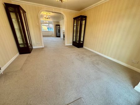 Millhams Drive, Bournemouth - Photo 5