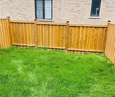 For Lease - 74 Oaktree Drive, Haldimand, Ontario - Photo 6