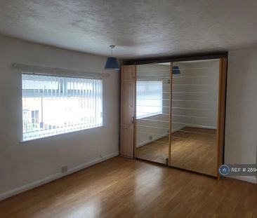 3 bedroom terraced house to rent - Photo 4