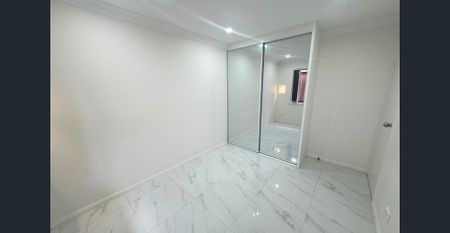 Modern 2 Bedroom Granny Flat – Water & Electricity Included - Photo 5