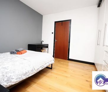 3 Bedroom Flat To Rent - Photo 6