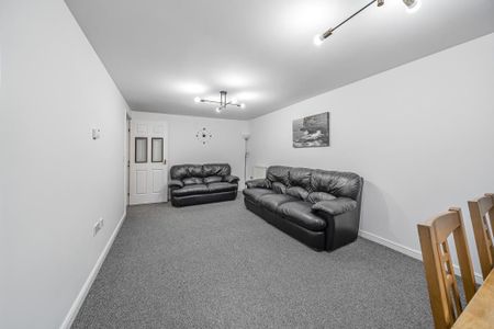 2 bedroom apartment to rent - Photo 4