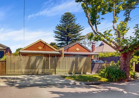 13 Washington Avenue, Malvern East - Photo 2