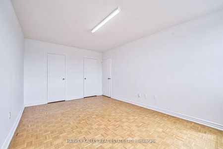 For Lease - 2000 Sheppard Avenue Unit# 2011, Toronto, Ontario - Photo 5