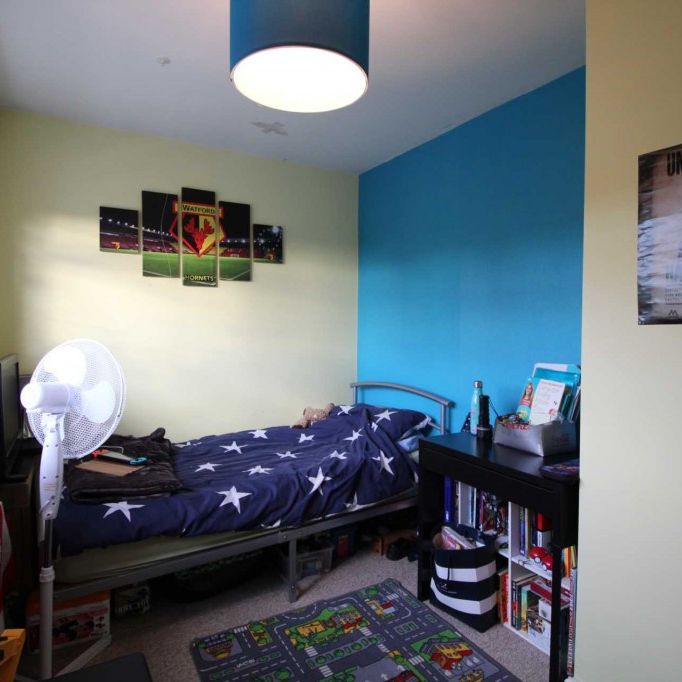 2 bed End of Terrace for rent - Photo 1