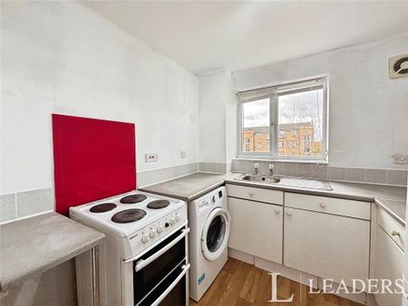 2 bedroom flat to rent - Photo 4