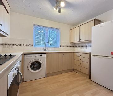 2 bedroom ground floor flat to rent - Photo 5