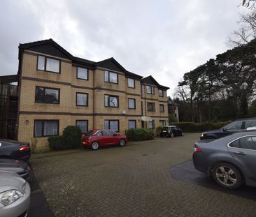 1 bed flat to rent in Madeira Road, Bournemouth, BH1 - Photo 6