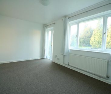 2 bedroom maisonette to rent - Photo 1