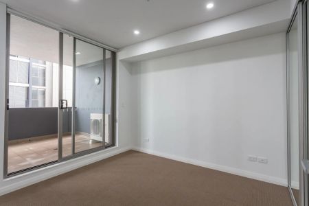 Modern security Luxurious Granville one bedroom Plus Study apartment for rent - Photo 4