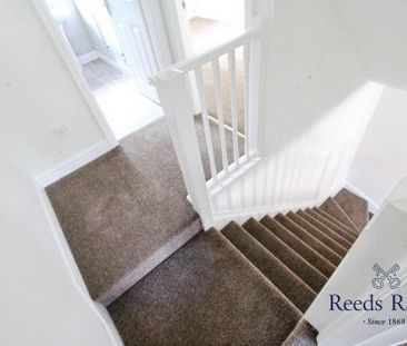 2 bedroom semi-detached house to rent - Photo 2