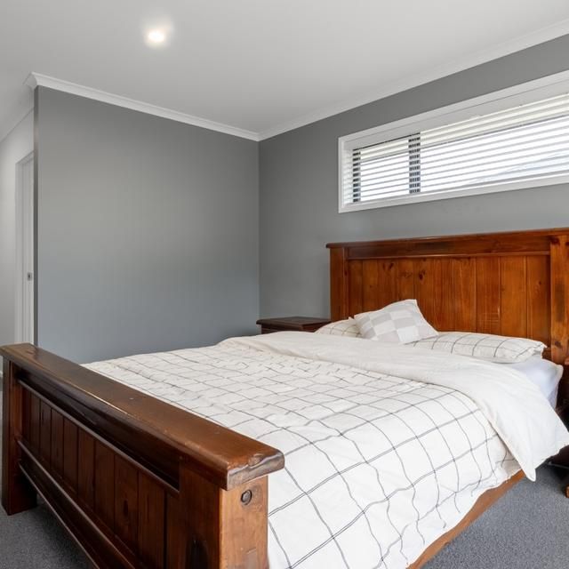 Three Bedroom Home - Photo 1