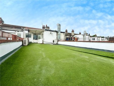 Powder Mill Lane, Twickenham, TW2 6EH - Photo 5