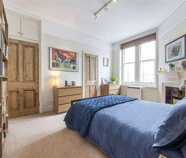 Charing Cross Road, Covent Garden, London, WC2H - Photo 4