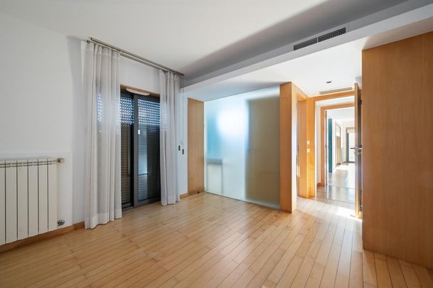 4 Bedroom Apartment with swimming pool, Gandarinha, Cascais - Photo 1