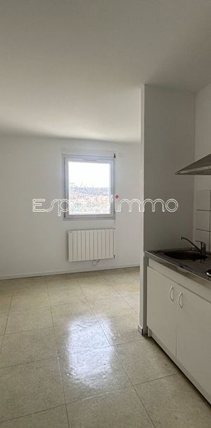 Location Appartement 1 pièce 20m² LE GRAND QUEVILLY 76120 - Photo 1