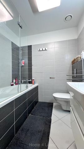 Pronájem bytu 2+kk 60 m2 - Fotografie 5
