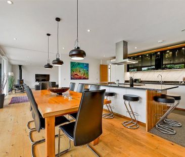 4 bedroom detached house to rent - Photo 1