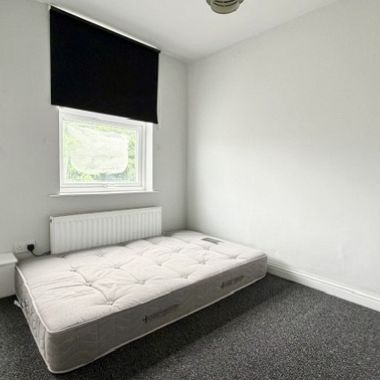 Three bedroom student house with 4 En-suite bathrooms - Photo 1