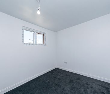 FLAT 1 98 BRITANNIA ROAD MORLEY LS27 0DT - Photo 3